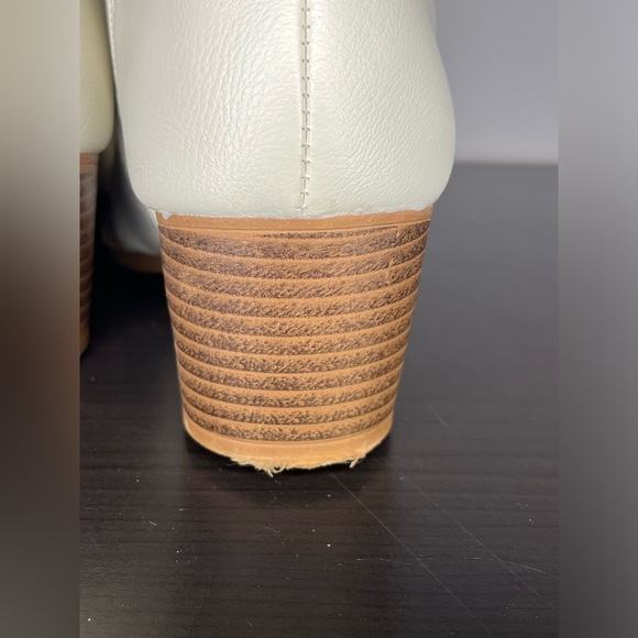 Ardene Ankle Cowboy Booties - Picture 6 of 10